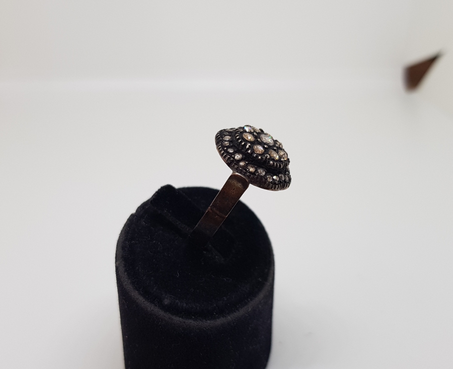 ÖZEL YAPIM ANTİKA DİVANHANE ÇİVİSİ MODELİ ELMAS TAŞLI YÜZÜK