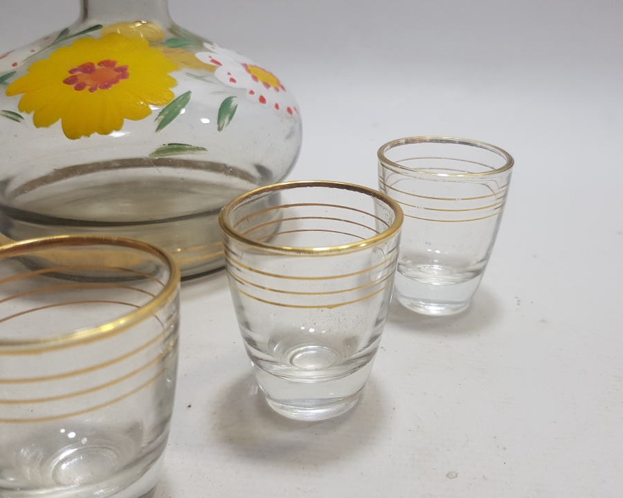 ALTIN VARAKLI VE EL BOYAMA ANTİKA CAM LİKÖR TAKIMI