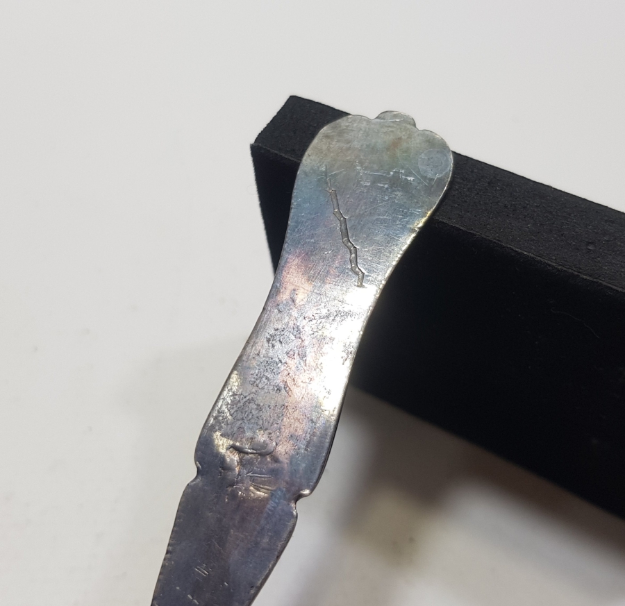 ABDÜLHAMİT HAN DÖNEMİ AZNAVUR İŞÇİLİKLİ TUĞRALI SAH DAMGALI VE ÇEŞNİLİ GÜMÜŞ TATLI KAŞIĞI