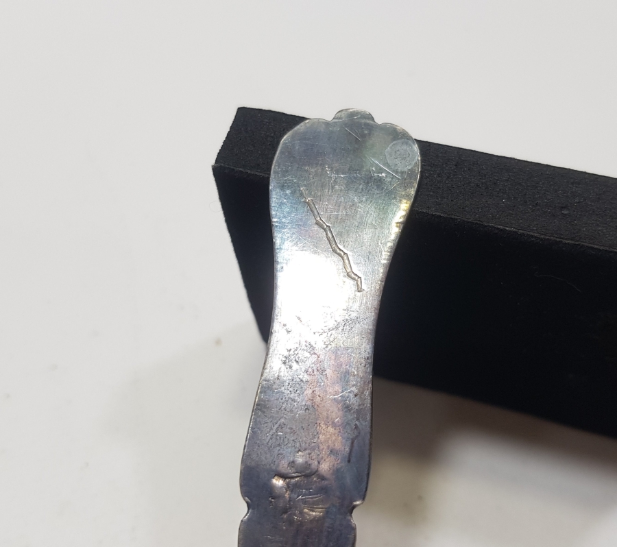 ABDÜLHAMİT HAN DÖNEMİ AZNAVUR İŞÇİLİKLİ TUĞRALI SAH DAMGALI VE ÇEŞNİLİ GÜMÜŞ TATLI KAŞIĞI