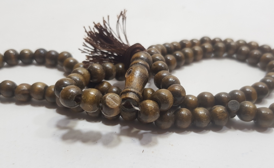 İÇİNDE KABE-İ ŞERİF GÖRSELİ BULUNAN MİKRO FOTOĞRAFLI OSMANLI DÖNEMİ AHŞAP NAMAZ TESPİHİ