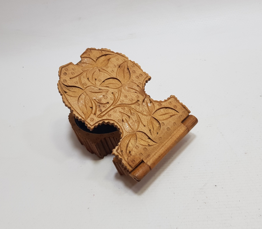 OSMANLI DÖNEMİ TAMAMI EL OYMA İŞÇİLİKLİ ANTİKA AHŞAP SAAT KUTUSU - SAAT STANDI