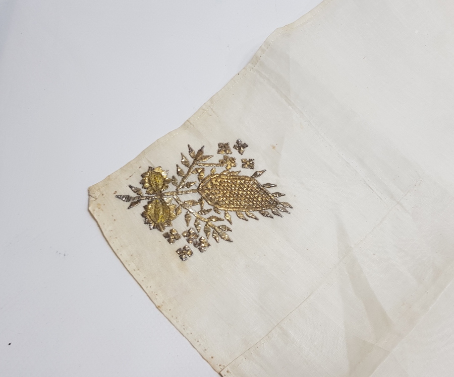 GÜMÜŞ SIRMA VE TELKARİ İŞÇİLİKLİ OSMANLI DÖNEMİ İŞLEMELİ ÇEVRE