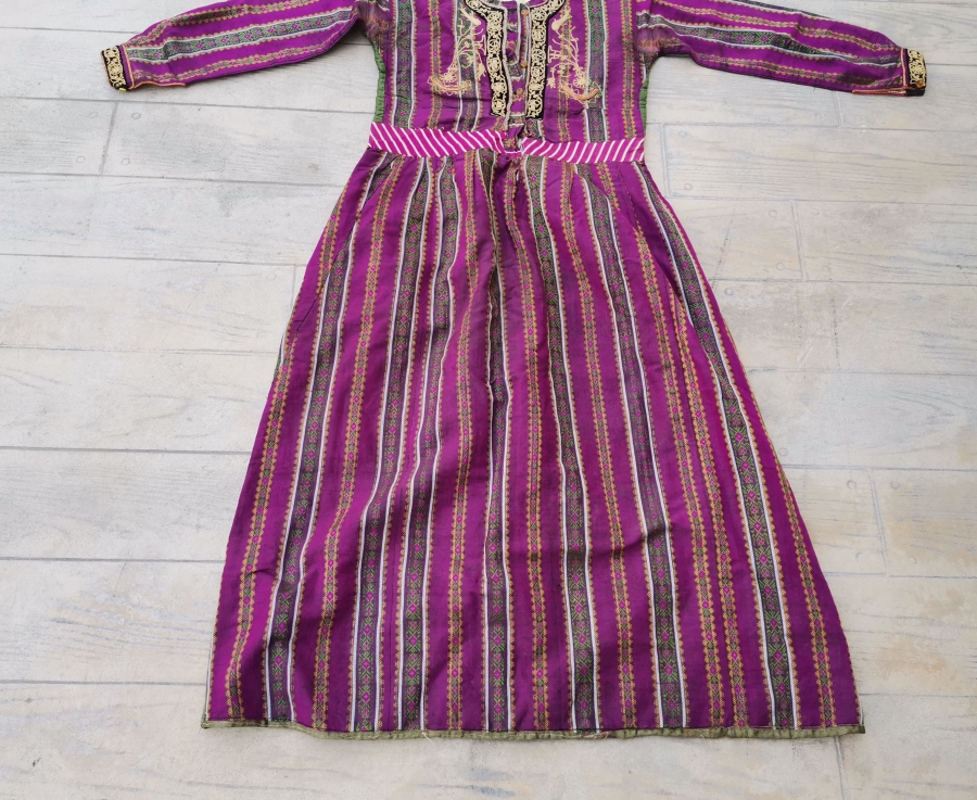 OSMANLI DÖNEMİ HEREKE İŞİ YÜKSEK KONDİSYONDA İPEK GELİNLİK