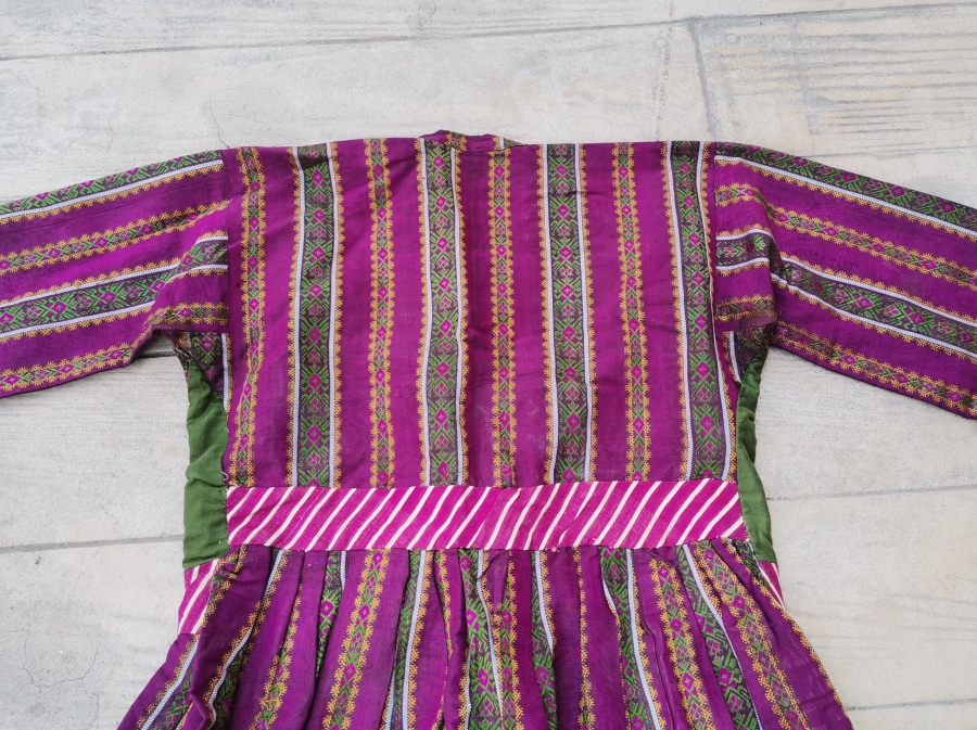 OSMANLI DÖNEMİ HEREKE İŞİ YÜKSEK KONDİSYONDA İPEK GELİNLİK