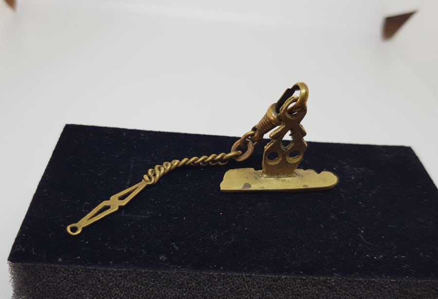 ORİJİNAL ZİNCİRİYLE EL KAZIMA HAKKAK İŞİ CUMHURİYET BAŞLARI ŞAHIS MÜHRÜ