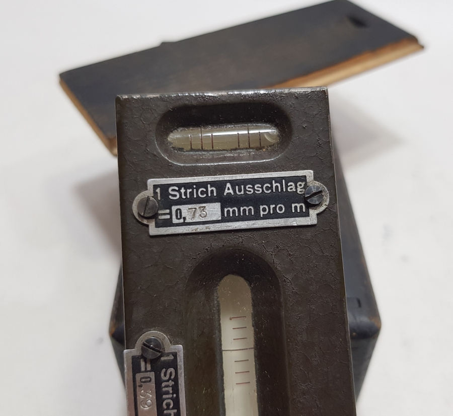 ORİJİNAL AHŞAP KUTUSUNDA 1900 BAŞLARI ANTİKA MEKANİK ALET