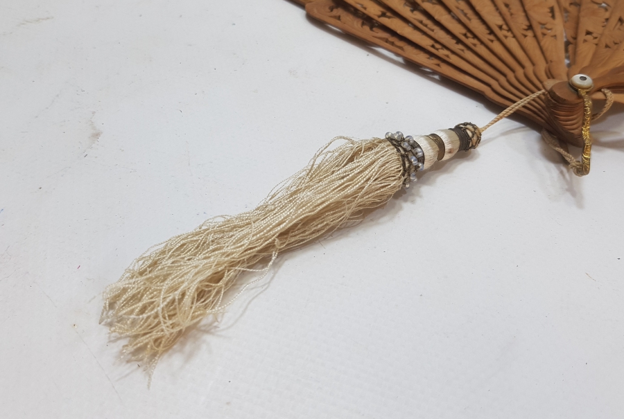 OSMANLI DÖNEMİ TAMAMI EL YAPIMI İPEK YELPAZE