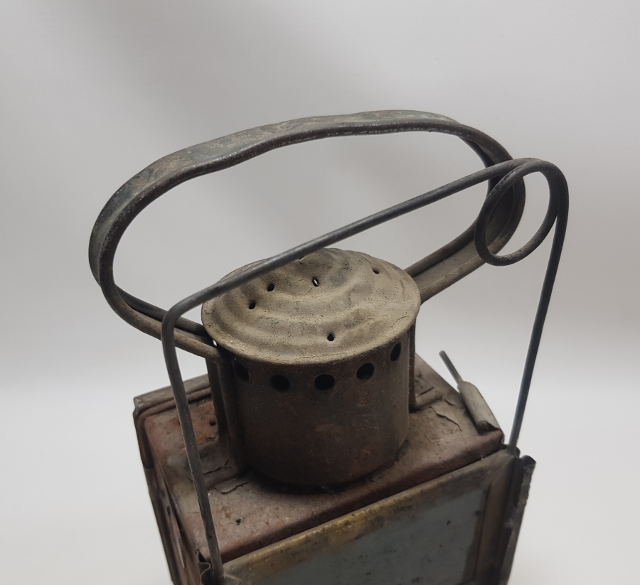 OSMANLI DÖNEMİ HALİYLE KONDİSYONDA TREN İŞARET LAMBASI