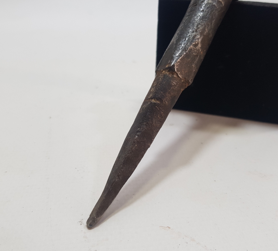 ÜZERİNDE MEVLEVİ SİKKESİ VE OSMANLICA YAZI BULUNAN OSMANLI DÖNEMİ MİNİ SAATÇİ ÖRSÜ