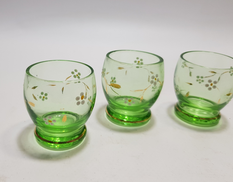 MİNELİ VE ALTIN VARAKLI 4 ADET ZEMZEM BARDAĞI