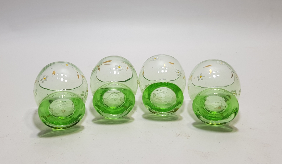 MİNELİ VE ALTIN VARAKLI 4 ADET ZEMZEM BARDAĞI