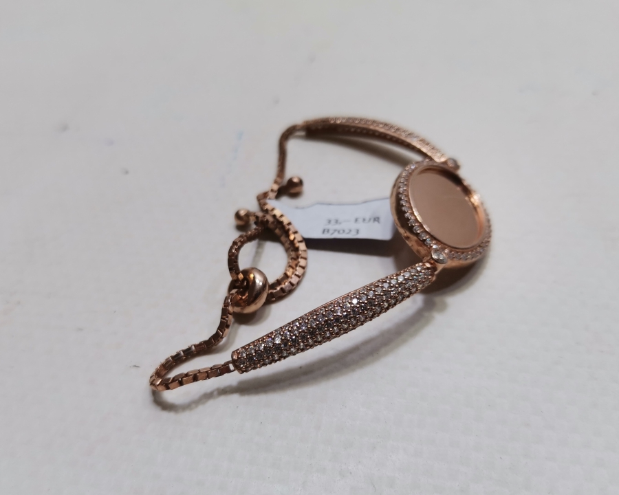 MARGAZİT TAŞLARLA SÜSLÜ ALTIN VERMEYLİ AVRUPA YAPIMI GÜMÜŞ BİLEKLİK