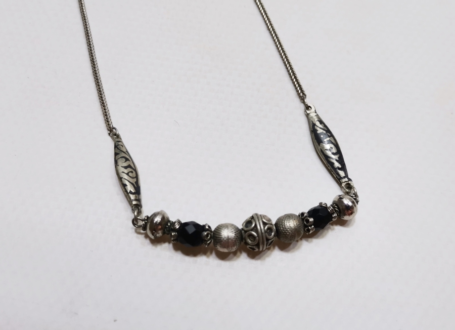 ÜZERİ SAVAT İŞÇİLİKLİ OSMANLI PARÇALARDAN DİZAYN EDİLMİŞ ANTİKA GERDANLIK