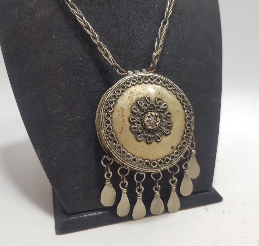 OSMANLI DÖNEMİ BÜYÜK BOY ÇOK NADİR SANCAK KUR AN KABI