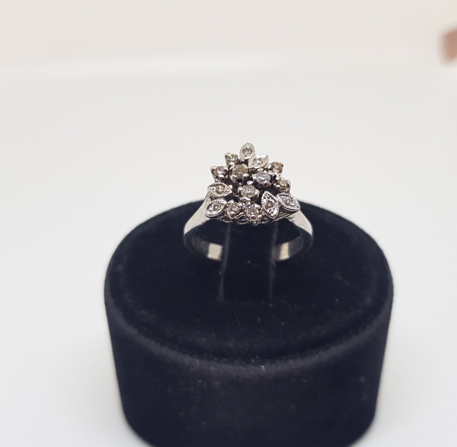 YAPRAK MODEL PIRLANTA TAŞLI ÖZEL YAPIM YÜZÜK