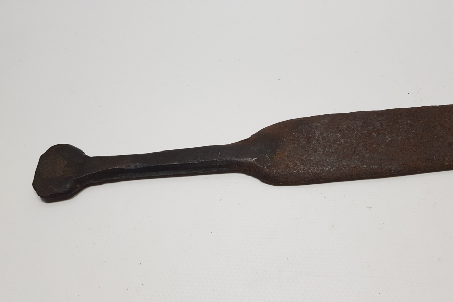 ÜZERİ OSMANLICA YAZILI EL DÖVME DEMİRDEN MAMUL ÇERKES İŞİ ÇOK NADİR ÇERKES EĞİTİM KAMASI