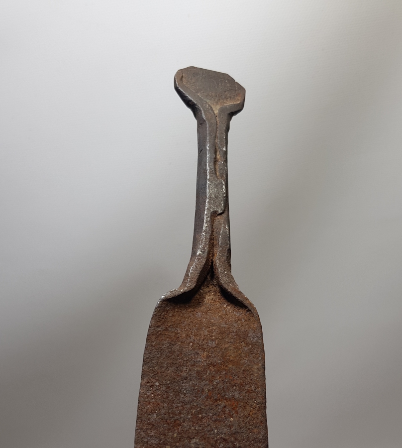 ÜZERİ OSMANLICA YAZILI EL DÖVME DEMİRDEN MAMUL ÇERKES İŞİ ÇOK NADİR ÇERKES EĞİTİM KAMASI