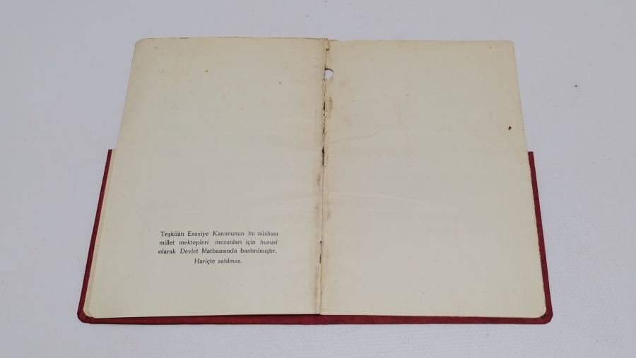 1929 TARİHLİ MUSTAFA KEMAL ATATÜRK İMZALI ÇOK NADİR MİLLET MEKTEPLERİNİN İLK MEZUNLARINDAN OLAN KİŞİLERE VERİLMİŞ DİPLOMA PARÇASI