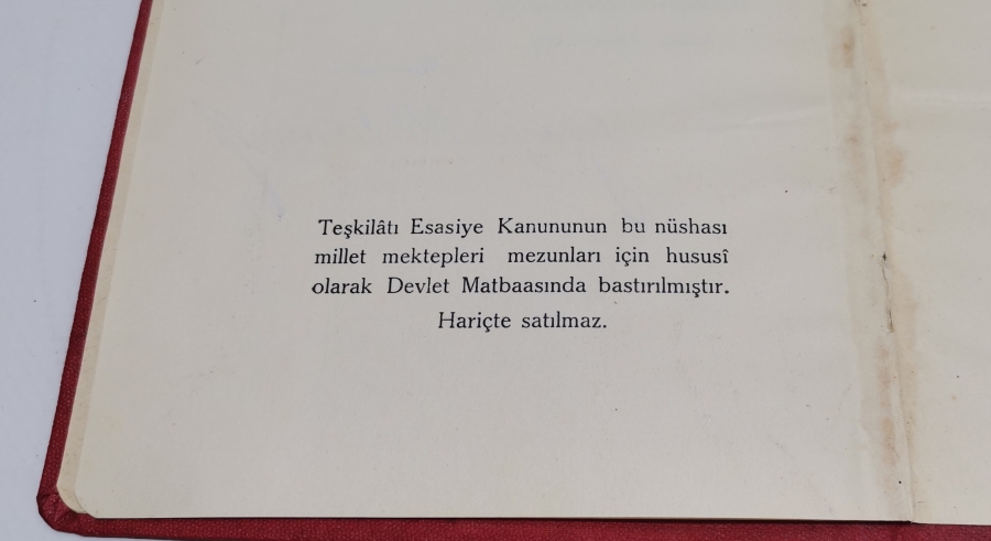 1929 TARİHLİ MUSTAFA KEMAL ATATÜRK İMZALI ÇOK NADİR MİLLET MEKTEPLERİNİN İLK MEZUNLARINDAN OLAN KİŞİLERE VERİLMİŞ DİPLOMA PARÇASI