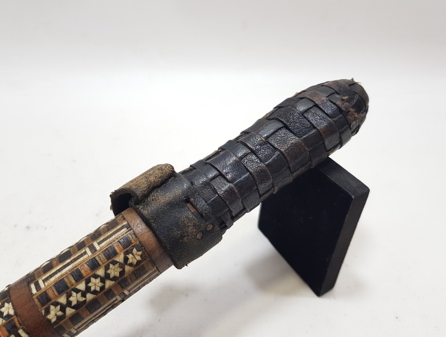 ÜZERİ MARKUTERİ İŞÇİLİKLİ OSMANLI DÖNEMİ GİZLİ ŞİŞLİ ÇOK NADİR KAMÇI SAPI