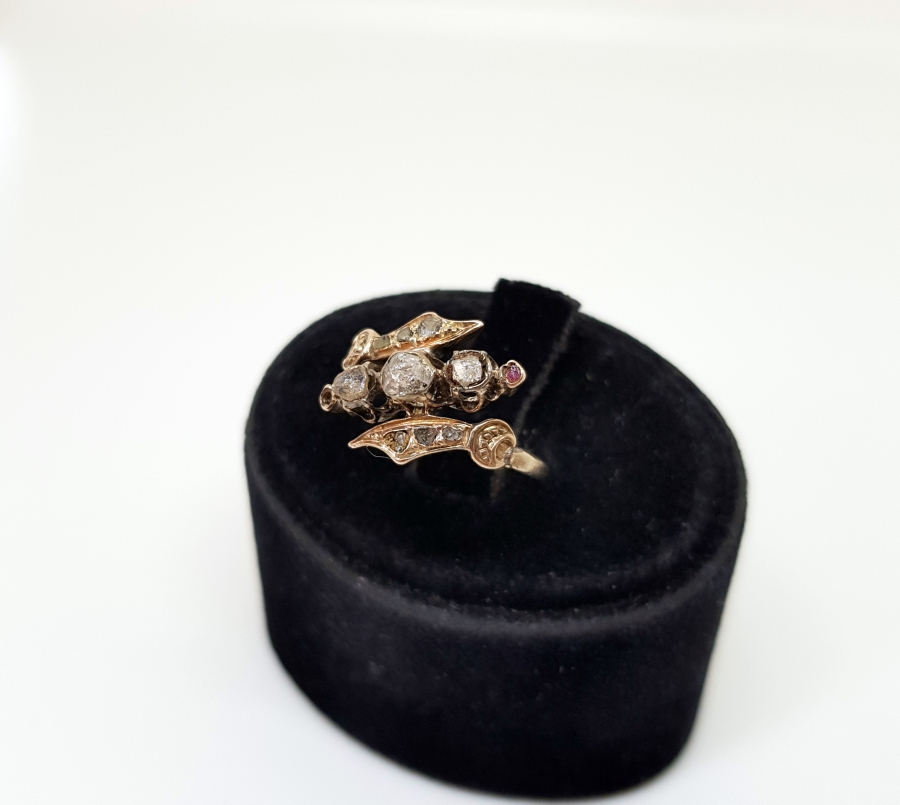 HİLALLİ GİRİT MODELİ ÇOK NADİR ELMAS TAŞLI OSMANLI ALTIN YÜZÜK