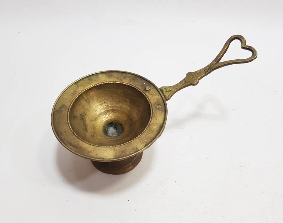 SÜLEYMANİYE DAMGALI OSMANLI DÖNEMİ NADİR FORMDA NARGİLE KÖZLÜĞÜ