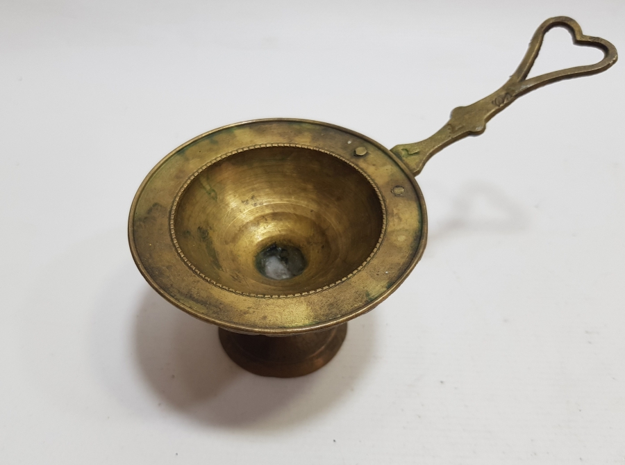 SÜLEYMANİYE DAMGALI OSMANLI DÖNEMİ NADİR FORMDA NARGİLE KÖZLÜĞÜ