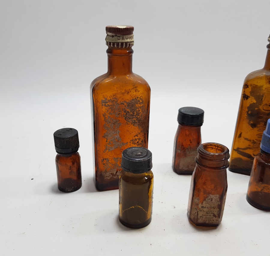 ECZACILIK TARİHİ -ANTİKA CAM İLAÇ ŞİŞESİ LOTU