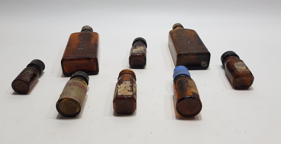 ECZACILIK TARİHİ -ANTİKA CAM İLAÇ ŞİŞESİ LOTU