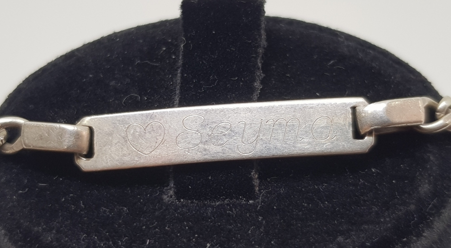 ŞEYMA YAZILI GÜMÜŞ BİLEKLİK