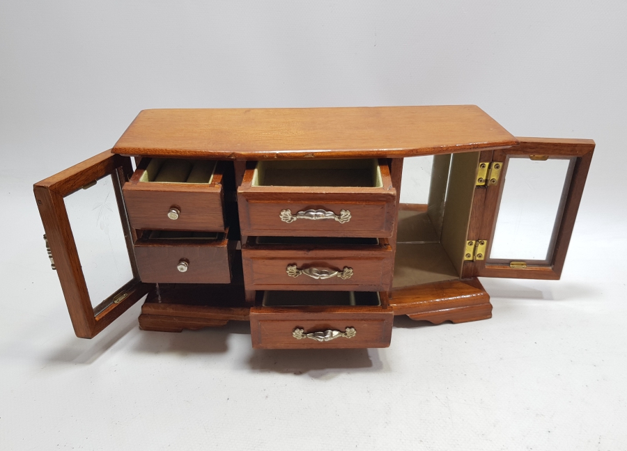 1900 BAŞLARI EL YAPIMI OSMANLI DÖNEMİ BÜYÜK BOY MÜCEVHER SANDIĞI