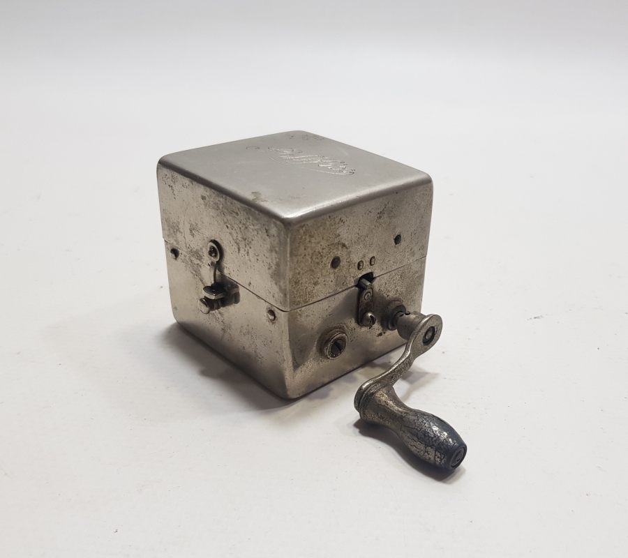 ANTİKA JİLET BİLEYİCİSİ