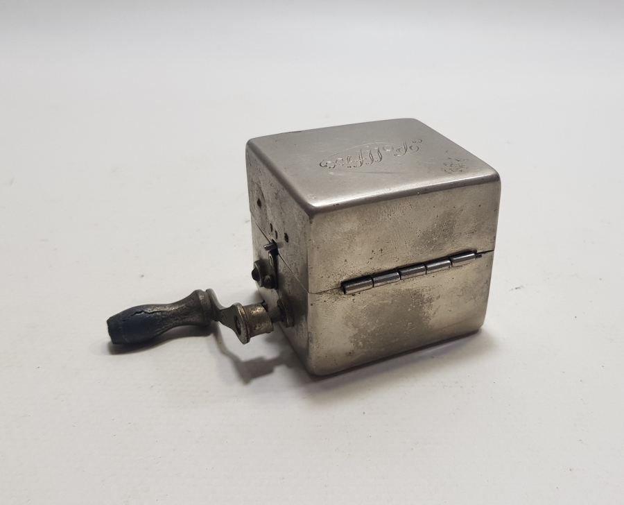 ANTİKA JİLET BİLEYİCİSİ