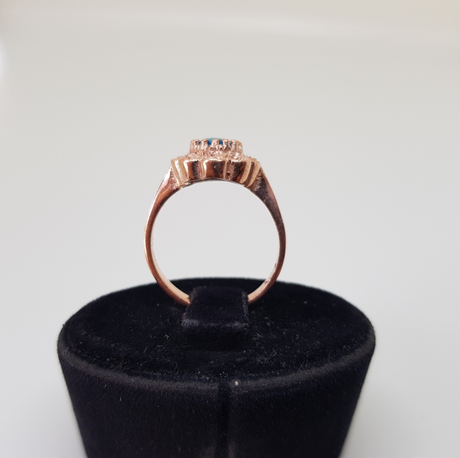 SAFİR VE ELMAS TAŞLI PAPATYA MODEL YÜZÜK