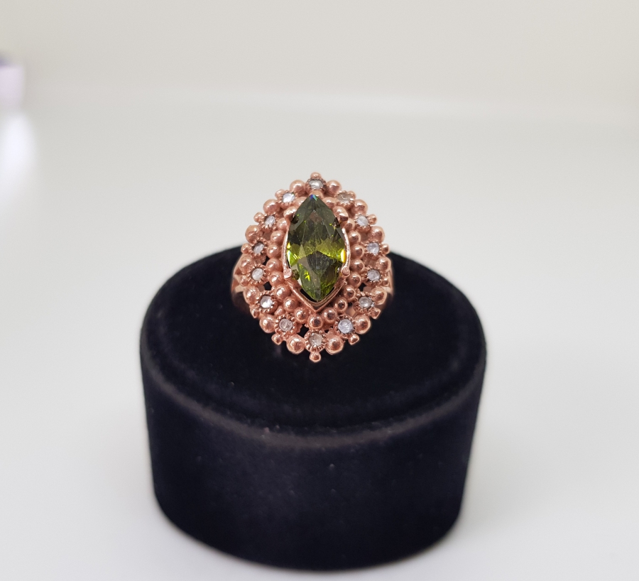 ELMAS VE SİTRİN TAŞLARLA SÜSLÜ MEKİK MODELİ YÜZÜK