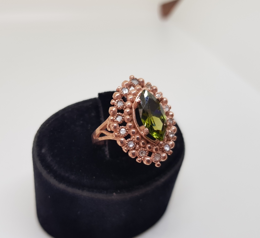 ELMAS VE SİTRİN TAŞLARLA SÜSLÜ MEKİK MODELİ YÜZÜK