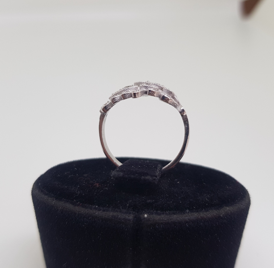 PIRLANTA TAŞLI DALLI YAPRAK MODEL YÜZÜK