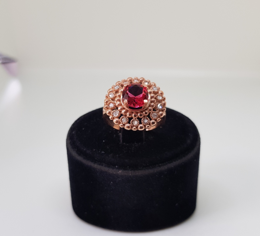 DİVANHANE MODELİ ELMAS TAŞLI YÜZÜK