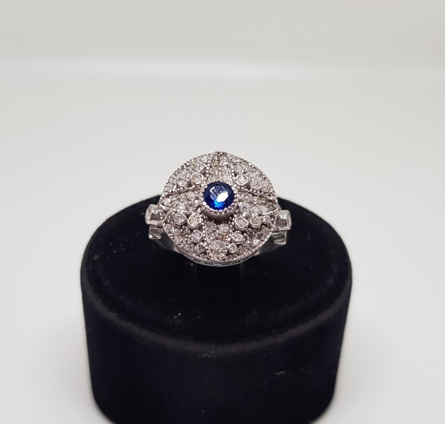 SAFİR VE PIRLANTA TAŞLI YILDIZ FORMLU YÜZÜK