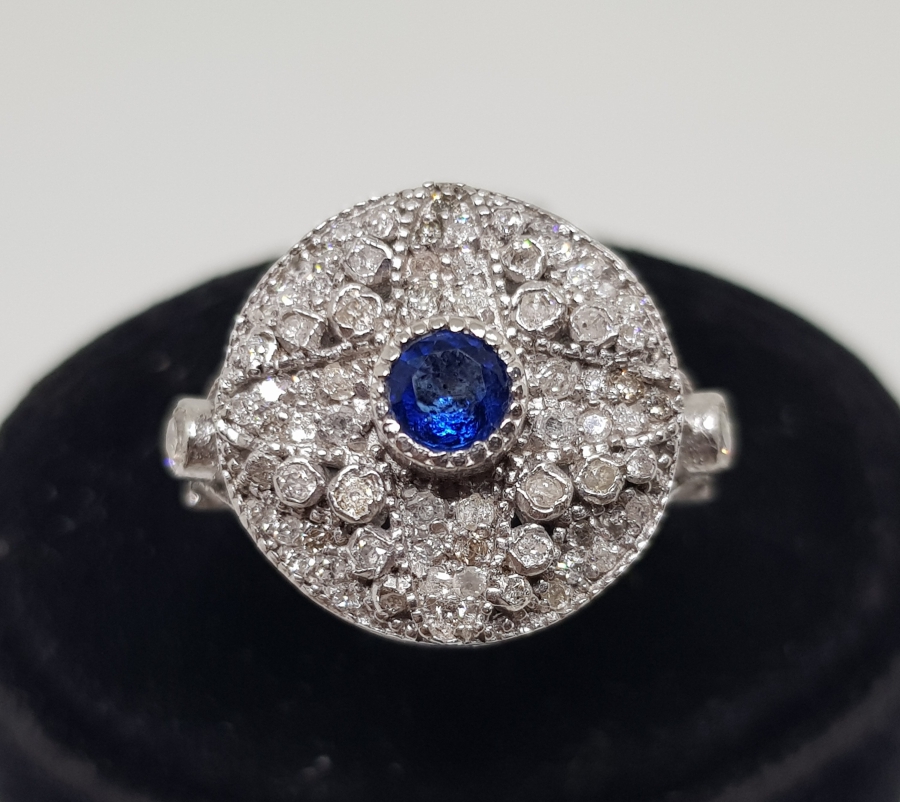 SAFİR VE PIRLANTA TAŞLI YILDIZ FORMLU YÜZÜK