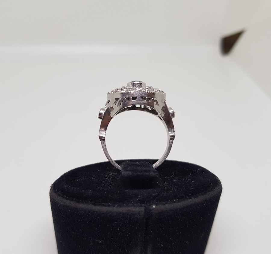 SAFİR VE PIRLANTA TAŞLI YILDIZ FORMLU YÜZÜK