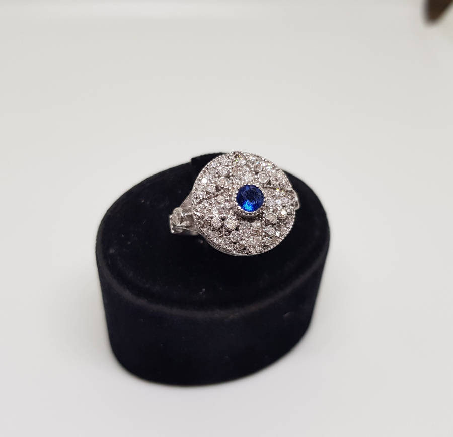 SAFİR VE PIRLANTA TAŞLI YILDIZ FORMLU YÜZÜK