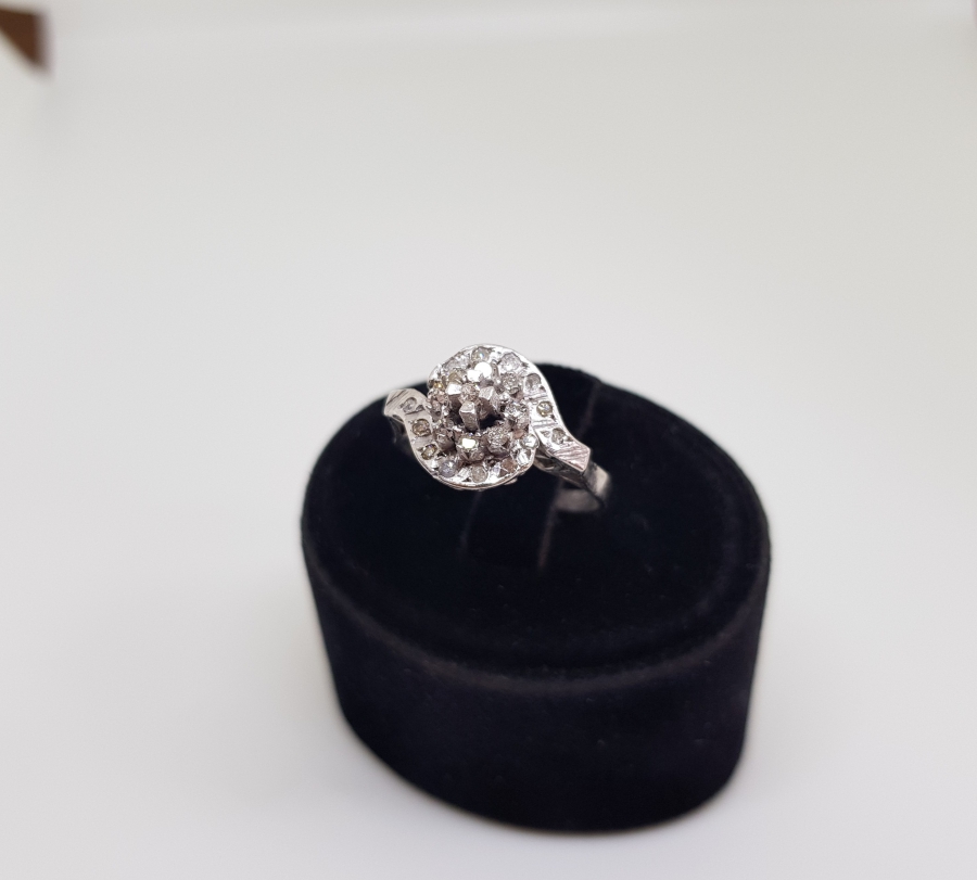 PIRLANTA TAŞLI SALYANGOZ MODEL YÜZÜK