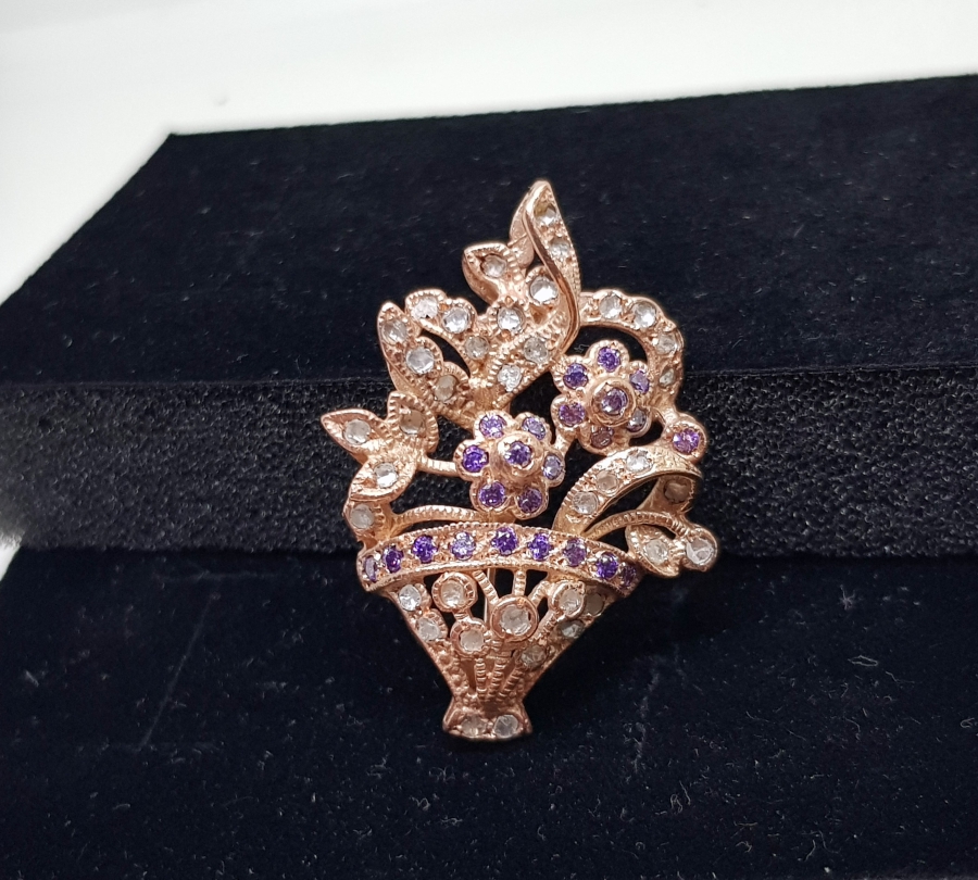 SAFİR VE ELMAS TAŞLI SAKSI ÇİÇEKLERİ MODELİ BROŞ