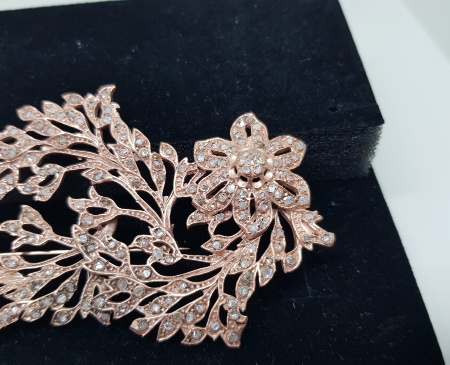 DALLI MODEL ELMAS TAŞLI BROŞ