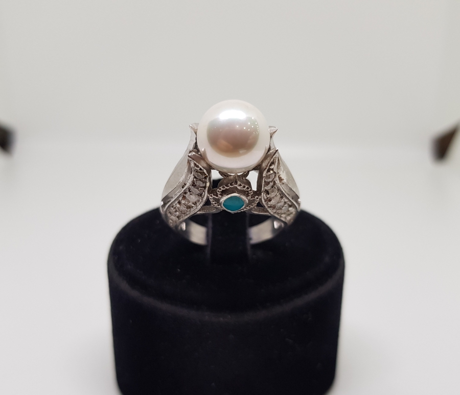 PIRLANTA TAŞLI İNCİLİ MODEL YÜZÜK