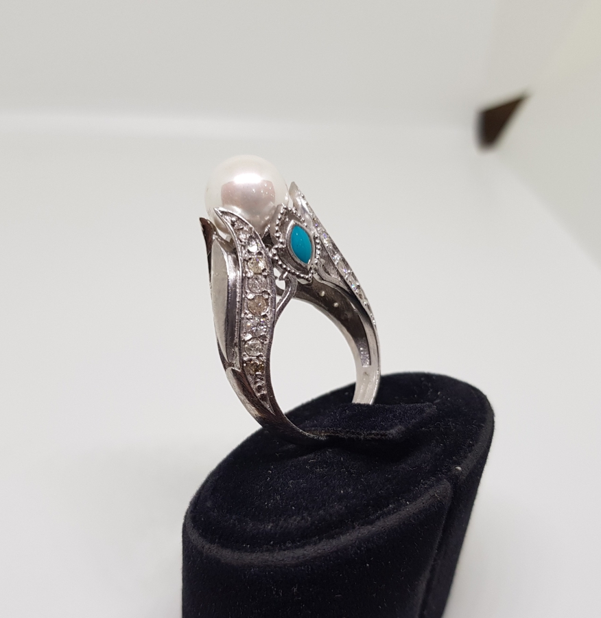 PIRLANTA TAŞLI İNCİLİ MODEL YÜZÜK