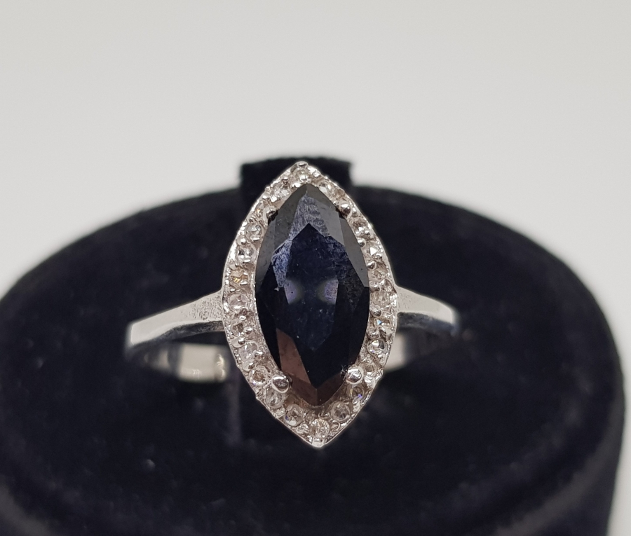 FASETA KESİMLİ AVRUPA MEKİK MODELİ PIRLANTA YÜZÜK