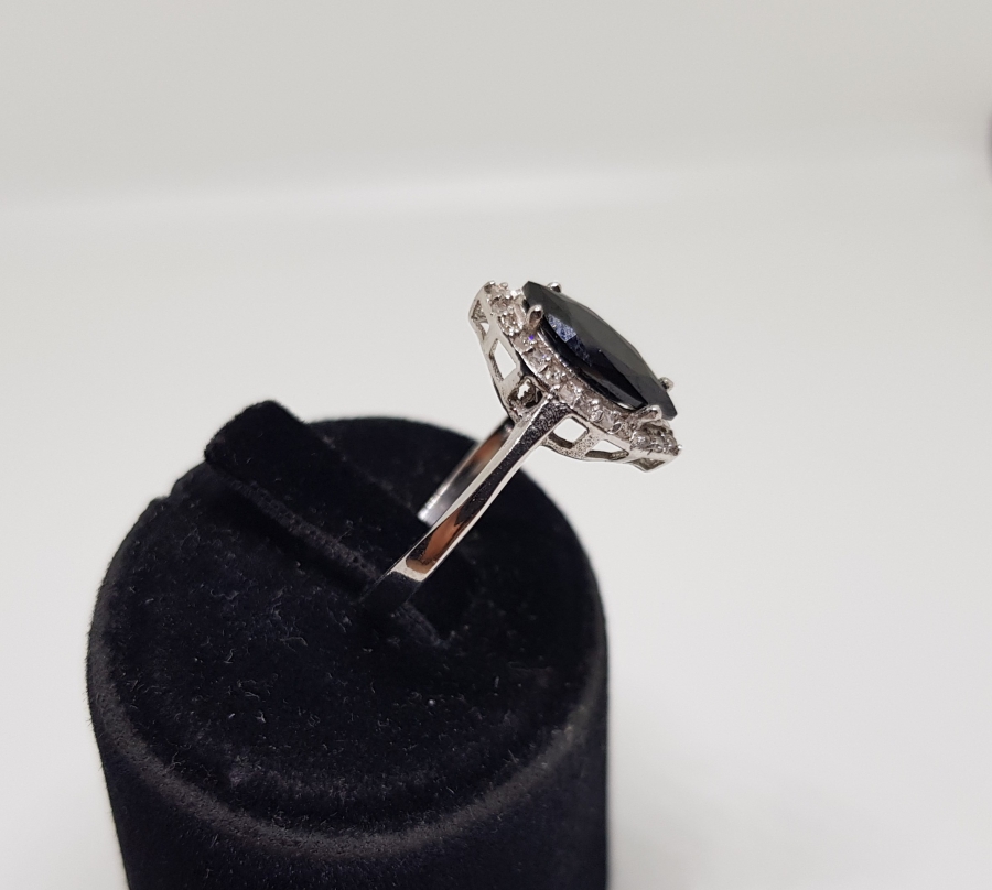 FASETA KESİMLİ AVRUPA MEKİK MODELİ PIRLANTA YÜZÜK